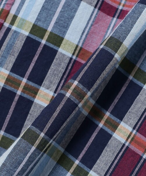 BEAMS PLUS(ビームスプラス)の「B.D. Classic-fit Madras(シャツ/ブラウス・メンズ・パープル/ブラウン・SMALL/MEDIUM/LARGE/X-LARGE)」の16枚目の写真