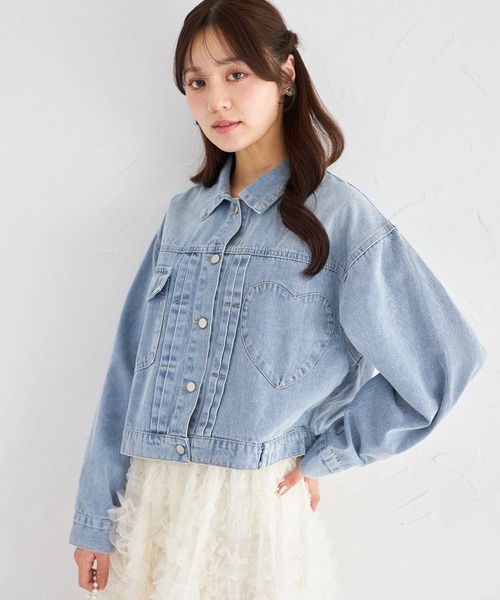 tocco closet(トッコ クローゼット)の「【ZOZO限定】チェストハートデニジャケット(デニムジャケット・レディース・ブルー/ライトブルー・M)」の2枚目の写真