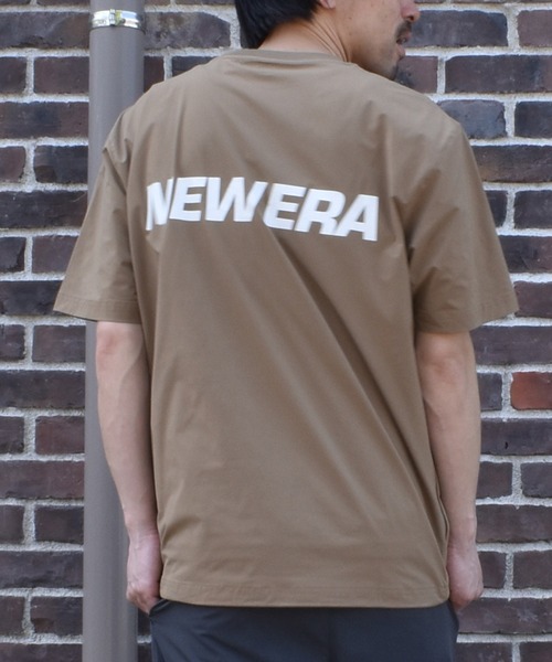 NEW ERA(ニューエラ)の「NEW ERA/ニューエラ 水着 ラッシュガード 半袖 Tシャツ UVカット 撥水 ストレッチ 耐塩素 水陸両用(Tシャツ/カットソー・メンズ・ベージュ/ブラック/チャコール・XXL/M/L/XL)」の1枚目の写真
