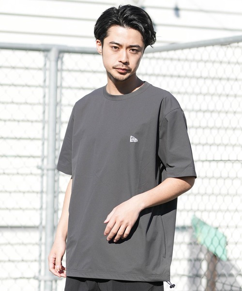 NEW ERA(ニューエラ)の「NEW ERA/ニューエラ 水着 ラッシュガード 半袖 Tシャツ UVカット 撥水 ストレッチ 耐塩素 水陸両用(Tシャツ/カットソー・メンズ・ベージュ/ブラック/チャコール・XXL/M/L/XL)」の14枚目の写真