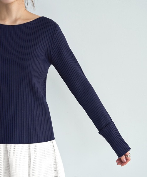 STYLE DELI（スタイルデリ）の「袖口折り返しボートネックリブトップス（ニット/セーター・レディース・ブラック/レッド/ホワイト/ネイビー・FREE）」の14枚目の写真