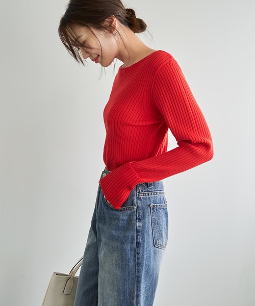 STYLE DELI（スタイルデリ）の「袖口折り返しボートネックリブトップス（ニット/セーター・レディース・ブラック/レッド/ホワイト/ネイビー・FREE）」の9枚目の写真