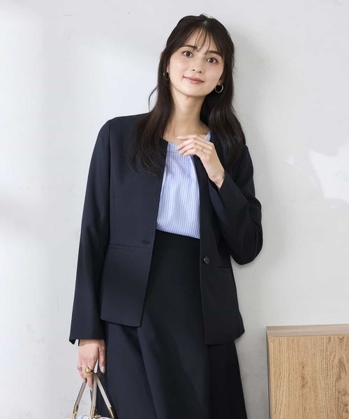 a.v.v(アーヴェヴェ)の「【洗える/UVカット】リネンライクストレッチキーネックジャケット(ノーカラージャケット・レディース・ネイビー/グレー/ベージュ・40/38/42/36/34)」の5枚目の写真