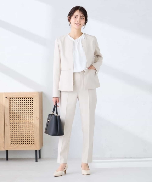 a.v.v(アーヴェヴェ)の「【洗える/UVカット】リネンライクストレッチキーネックジャケット(ノーカラージャケット・レディース・ネイビー/グレー/ベージュ・40/38/42/36/34)」の15枚目の写真