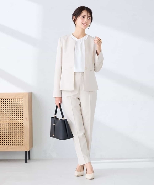a.v.v(アーヴェヴェ)の「【洗える/UVカット】リネンライクストレッチキーネックジャケット(ノーカラージャケット・レディース・ネイビー/グレー/ベージュ・40/38/42/36/34)」の16枚目の写真
