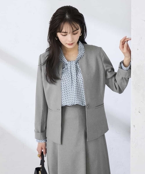 a.v.v(アーヴェヴェ)の「【洗える/UVカット】リネンライクストレッチキーネックジャケット(ノーカラージャケット・レディース・ネイビー/グレー/ベージュ・40/38/42/36/34)」の20枚目の写真