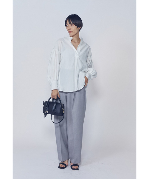 1er Arrondissement(プルミエアロンディスモン)の「モダールナイロンシルクスキッパーブラウス(シャツ/ブラウス・レディース・ブラック系その他3/オフホワイト/ベージュ・38/36)」の13枚目の写真