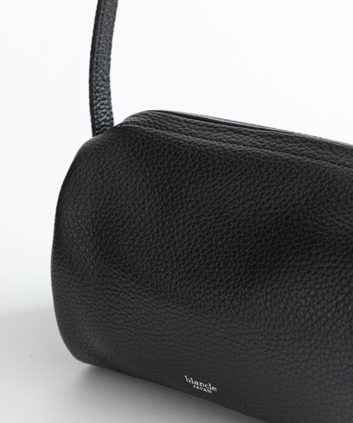 EN NEUME(エンノイム)の「Square Bag(ショルダーバッグ・レディース・アイボリー/ブラック・ONE SIZE)」の15枚目の写真