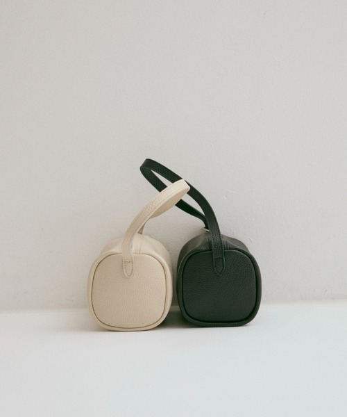 EN NEUME(エンノイム)の「Square Bag(ショルダーバッグ・レディース・アイボリー/ブラック・ONE SIZE)」の11枚目の写真