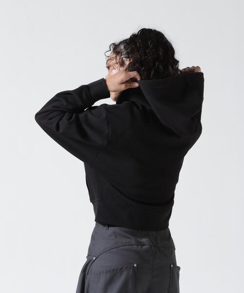 Calvin Klein(カルバン・クライン)の「Calvin Klein Jeans(カルバンクラインジーンズ)LS MONOGRAM TERRY CROPPED PARKA/モノグラムテリークロップドパーカー(パーカー・レディース・ホワイト/ブラック・S)」の4枚目の写真