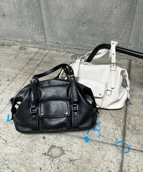 PAGEBOY(ページボーイ)の「【500mlペットボトル収納可能】2WAYボストンバッグ(ボストンバッグ・レディース・オフホワイト/ブラック・FREE)」の8枚目の写真