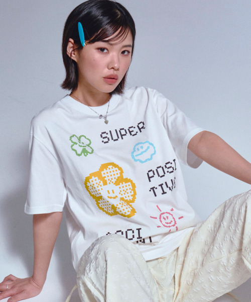 GRAVER（グレーバー）の「[ユニセックス]ポジティブ半袖Tシャツ_3カラー（Tシャツ/カットソー・レディース・ホワイト/ブラック/コバルトブルー・SMALL/MEDIUM/LARGE/X-LARGE）」の6枚目の写真