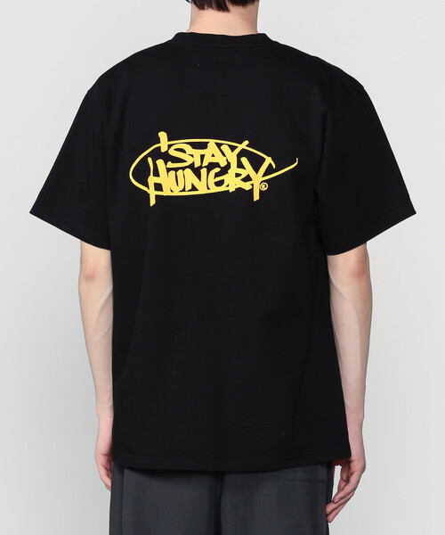 Bshop(ビショップ)の「STAY HUNGRY | ロゴ クルーネックTシャツ MEN(Tシャツ/カットソー・メンズ・ブラック・M/L)」の1枚目の写真