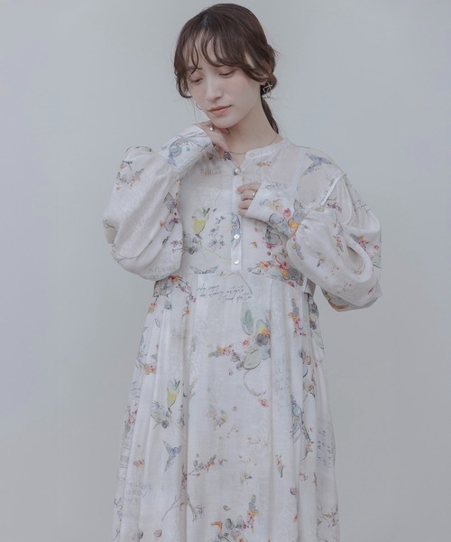 Eimee Law(エイミーロウ)の「バードボタニカルプリントワンピース(ワンピース・レディース・ライトベージュ/ブラック/ライトグレー・FREE)」の4枚目の写真