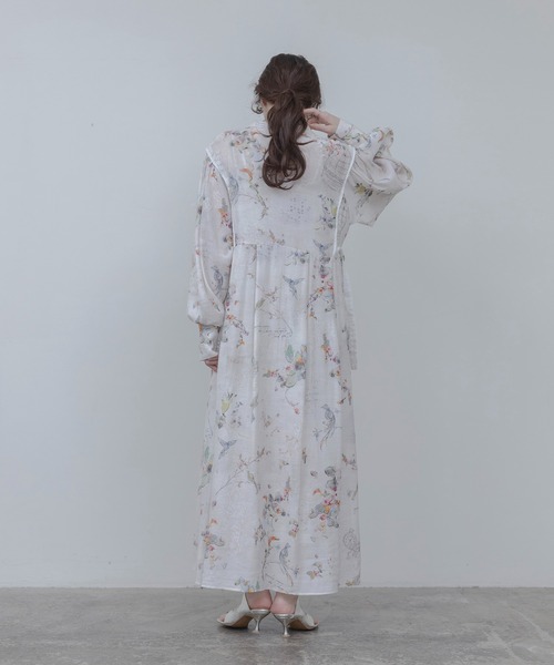 Eimee Law(エイミーロウ)の「バードボタニカルプリントワンピース(ワンピース・レディース・ライトベージュ/ブラック/ライトグレー・FREE)」の10枚目の写真