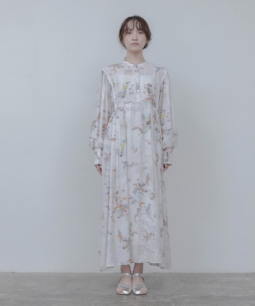 Eimee Law(エイミーロウ)の「バードボタニカルプリントワンピース(ワンピース・レディース・ライトベージュ/ブラック/ライトグレー・FREE)」の11枚目の写真