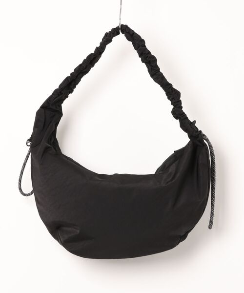 F/CE. （エフシーイー）の「F/CE./エフシーイー　TEXTURED TWILL BODY BAG 12L（ボディバッグ/ウエストポーチ・メンズ・ブラック/ネイビー/チャコールグレー・FREE）」の10枚目の写真