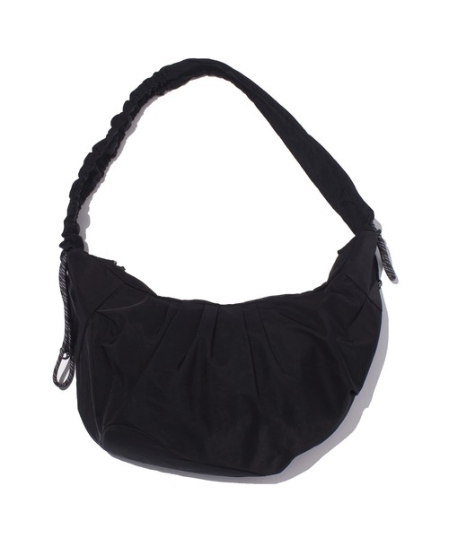 F/CE. （エフシーイー）の「F/CE./エフシーイー　TEXTURED TWILL BODY BAG 12L（ボディバッグ/ウエストポーチ・メンズ・ブラック/ネイビー/チャコールグレー・FREE）」の2枚目の写真