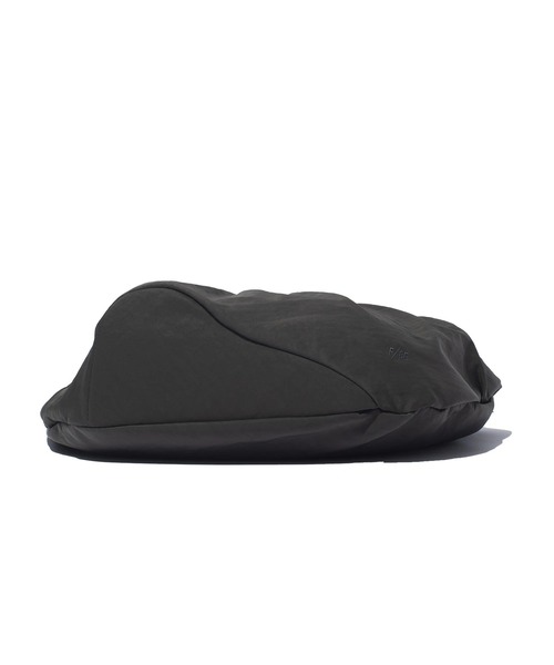 F/CE. （エフシーイー）の「F/CE./エフシーイー　TEXTURED TWILL BODY BAG 12L（ボディバッグ/ウエストポーチ・メンズ・ブラック/ネイビー/チャコールグレー・FREE）」の15枚目の写真