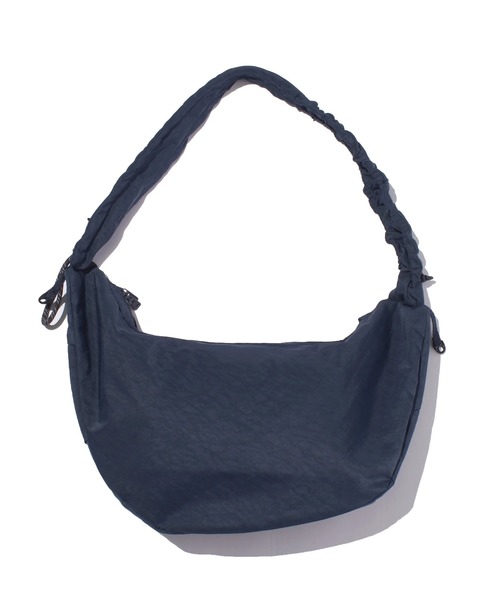 F/CE. （エフシーイー）の「F/CE./エフシーイー　TEXTURED TWILL BODY BAG 12L（ボディバッグ/ウエストポーチ・メンズ・ブラック/ネイビー/チャコールグレー・FREE）」の6枚目の写真