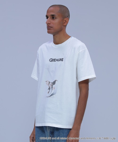 ADPOSION(アドポーション)の「【Gremlins / グレムリン】グラフィックプリントクルーネックTシャツ(Tシャツ/カットソー・レディース・ブラック/ホワイト系1/ネイビー/ホワイト系2・MEDIUM/X-LARGE/LARGE)」の5枚目の写真