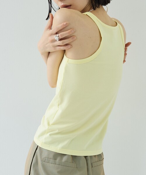 GALLEST（ギャレスト）の「アシンメトリーアメスリタンク（タンクトップ・レディース・ブラック/ライトイエロー系/ホワイト・38）」の14枚目の写真