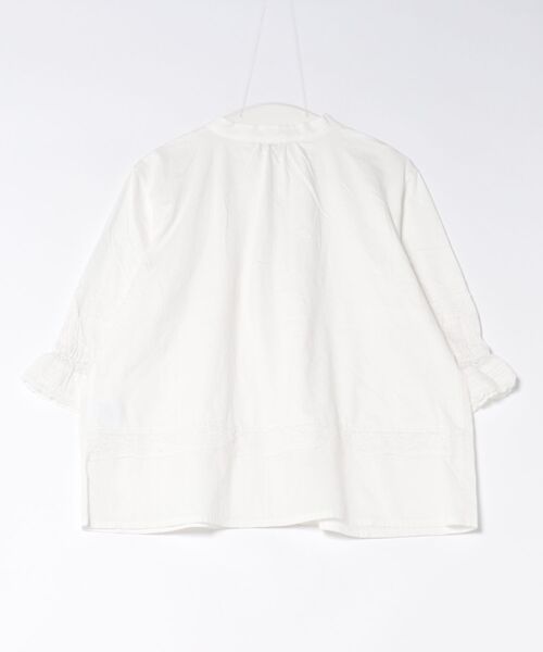 SUPER HAKKA（スーパーハッカ）の「ローン×レーステープパッチワーク×天竺ピンタックブラウス（シャツ/ブラウス・レディース・オフホワイト/ネイビー・FREE）」の3枚目の写真