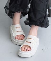 厚底 プラットフォーム 三連ベルト ベルクロサンダル