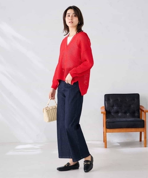a.v.v(アーヴェヴェ)の「メッシュフードニットプルオーバー(ニット/セーター・レディース・レッド/アイボリー・39)」の17枚目の写真