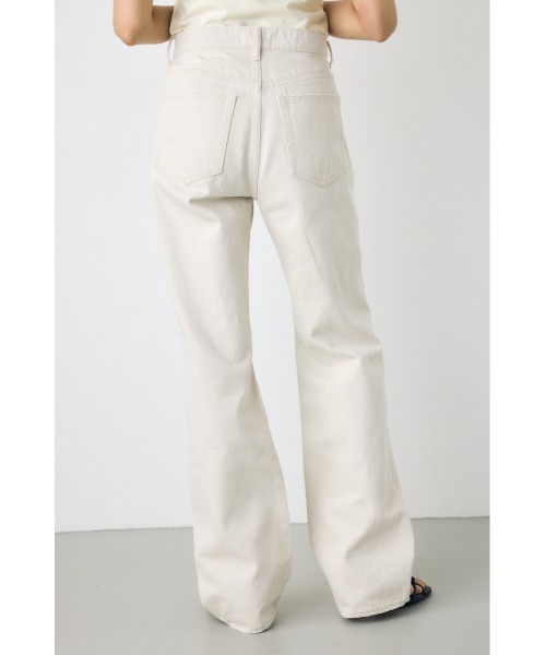 AZUL by moussy(アズールバイマウジー)の「【WEB限定】【身長/骨格別着用画像あり】AZUL DENIM ダメージストレートデニム ロング丈(デニムパンツ・レディース・アイボリー/ライトブルー・24inch/25inch/26inch/27inch)」の5枚目の写真