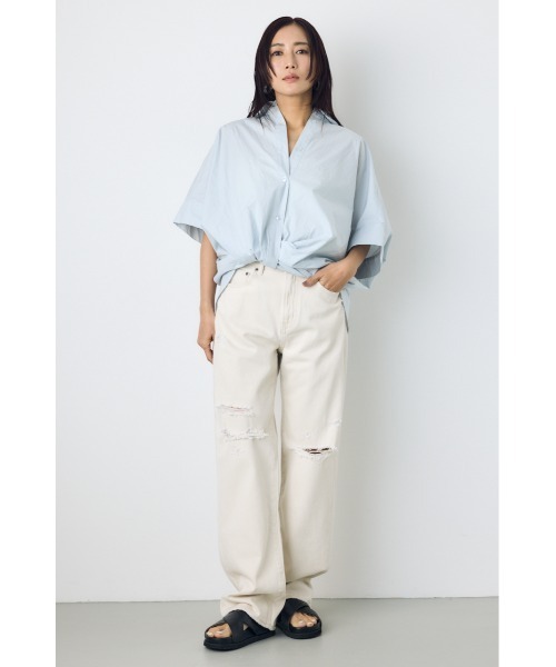 AZUL by moussy(アズールバイマウジー)の「【WEB限定】【身長/骨格別着用画像あり】AZUL DENIM ダメージストレートデニム ロング丈(デニムパンツ・レディース・アイボリー/ライトブルー・24inch/25inch/26inch/27inch)」の10枚目の写真