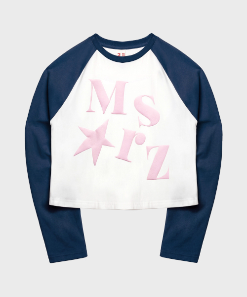 MASMARULEZ APPAREL(マスマルールズ アパレル)の「Typo Raglan Long Sleeve_Navy(Tシャツ/カットソー・レディース・ネイビー・ONE SIZE)」の3枚目の写真
