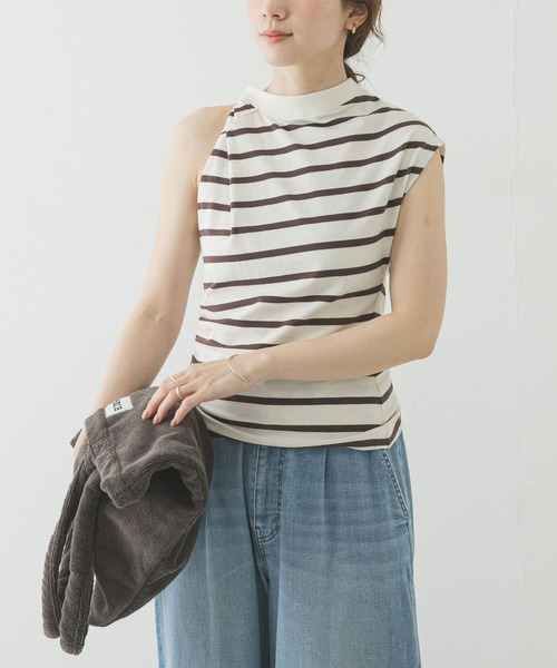 URBAN RESEARCH（アーバンリサーチ）の「ESTHE　STRIPE TWIST ASYMMETRIC T-SHIRTS（Tシャツ/カットソー・レディース・ストライプ・SMALL）」の7枚目の写真