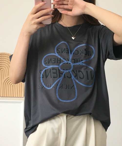 RME.（アールエムイー）の「フラワープリントオーバーサイズTシャツ 半袖（Tシャツ/カットソー・レディース・ホワイト/ダークグレー・FREE）」の8枚目の写真