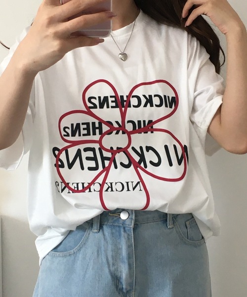 RME.（アールエムイー）の「フラワープリントオーバーサイズTシャツ 半袖（Tシャツ/カットソー・レディース・ホワイト/ダークグレー・FREE）」の3枚目の写真