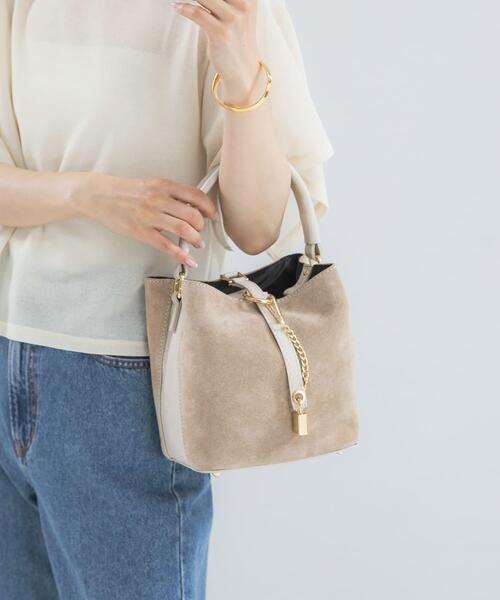 URBAN RESEARCH ROSSO WOMEN(アーバンリサーチ ロッソ)の「AULENTTI ドローストリングトートバッグ(ハンドバッグ・レディース・ベージュ・FREE)」の3枚目の写真