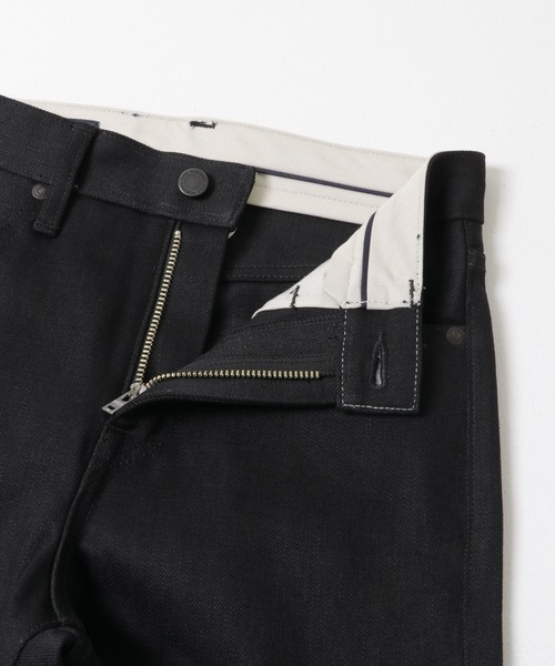 URBAN RESEARCH(アーバンリサーチ)の「MOMOTARO JEANS #200 STANDARD TAPERED(デニムパンツ・メンズ・ブラック・36/34/33/32/31/30/29/28/27/26/42/40/38)」の6枚目の写真