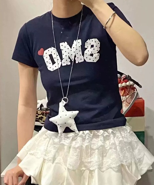 SHEPP(シープ)の「ハートワンポイント ドットロゴ 半袖コンパクトTシャツ(Tシャツ/カットソー・レディース・ネイビー・M/L)」の3枚目の写真