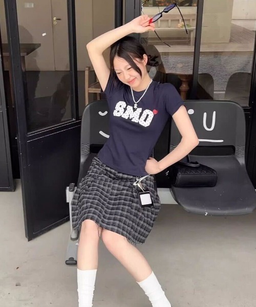 SHEPP(シープ)の「ハートワンポイント ドットロゴ 半袖コンパクトTシャツ(Tシャツ/カットソー・レディース・ネイビー・M/L)」の7枚目の写真
