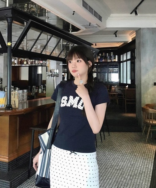 SHEPP(シープ)の「ハートワンポイント ドットロゴ 半袖コンパクトTシャツ(Tシャツ/カットソー・レディース・ネイビー・M/L)」の10枚目の写真