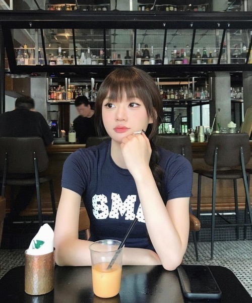 SHEPP(シープ)の「ハートワンポイント ドットロゴ 半袖コンパクトTシャツ(Tシャツ/カットソー・レディース・ネイビー・M/L)」の11枚目の写真