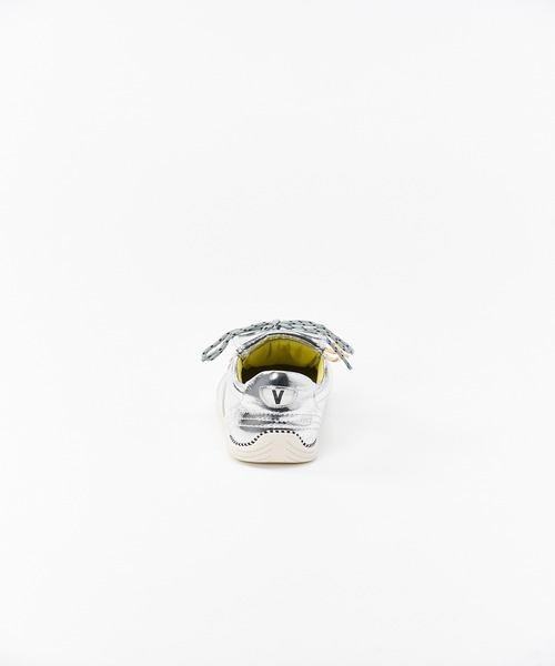 VEGE(ベジ)の「VEGE Cheriko(スニーカー・レディース・ホワイト/ブラック/レッド/シルバー・24.5/24/23.5/23)」の9枚目の写真