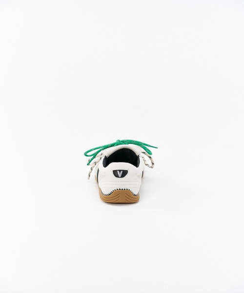VEGE(ベジ)の「VEGE Cheriko(スニーカー・レディース・ホワイト/ブラック/レッド/シルバー・24.5/24/23.5/23)」の12枚目の写真