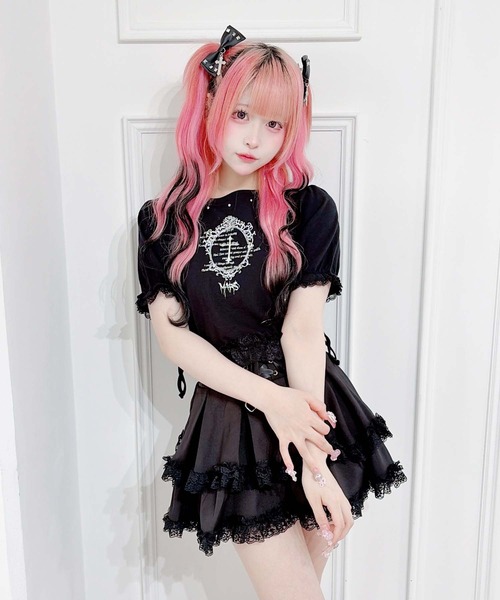 MA*RS(アメーバーマーズ)の「短丈クロストップス(Tシャツ/カットソー・レディース・ホワイト/ブラック・FREE)」の6枚目の写真