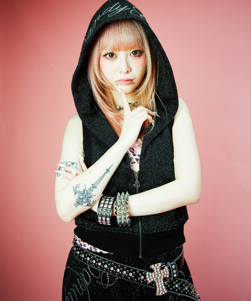 GALFY（ガルフィー）の「『GALFY/ガルフィー』キラ☆FANCYフーディー【Z】（パーカー・レディース・ブラック/グレー/ピンク・FREE）」の5枚目の写真
