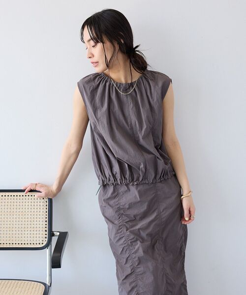 CRAFT STANDARD BOUTIQUE(クラフトスタンダードブティック)の「バルーンノースリーブブラウス(シャツ/ブラウス・レディース・ライトグレー/グレー・FREE)」の13枚目の写真