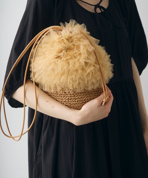 Crisp(クリスプ)の「frill drawstring bag / フリルドローストリングバッグ(かごバッグ・レディース・ブラック/ベージュ・FREE)」の12枚目の写真