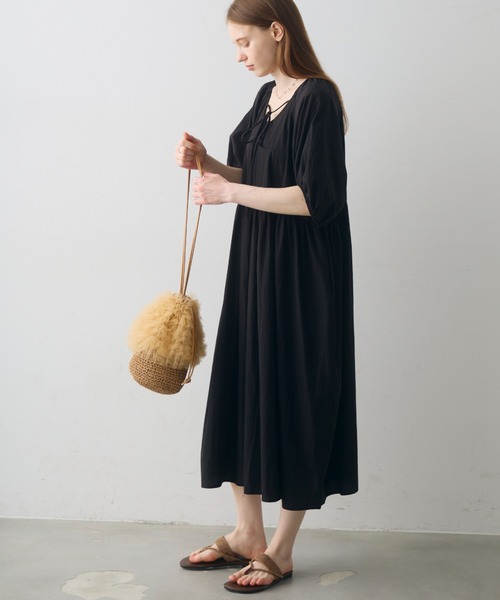 Crisp(クリスプ)の「frill drawstring bag / フリルドローストリングバッグ(かごバッグ・レディース・ブラック/ベージュ・FREE)」の8枚目の写真