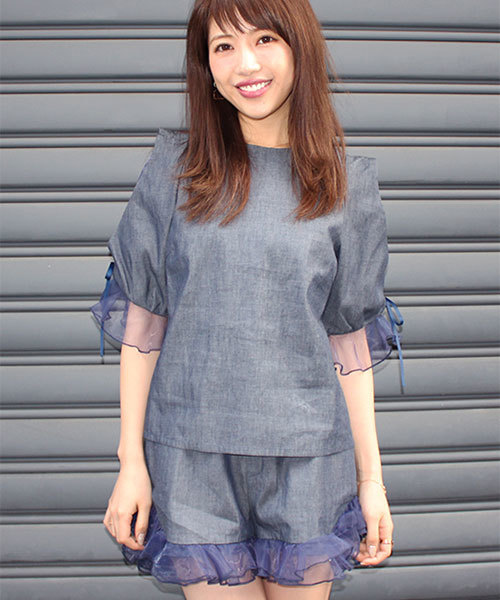 MICOAMERI（ミコアメリ）の「ライトデニムフリルショートパンツ（デニムパンツ・レディース・インディゴブルー/グレー/ブルー・FREE）」の14枚目の写真