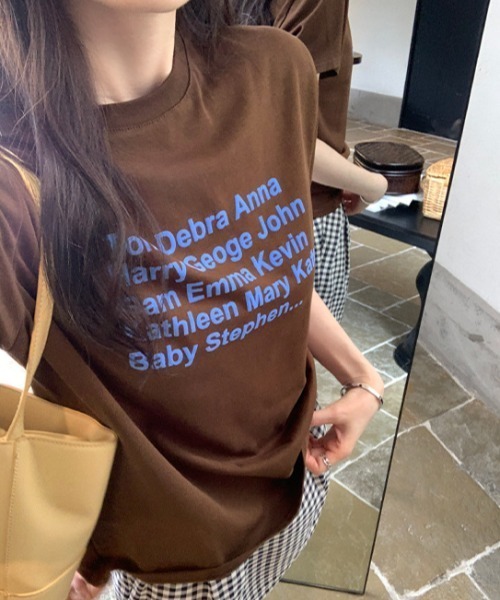 LAC-VERT(ラック・ヴェール)の「カラフル配色ロゴTシャツ(Tシャツ/カットソー・レディース・ブラウン/ピンク・FREE)」の3枚目の写真